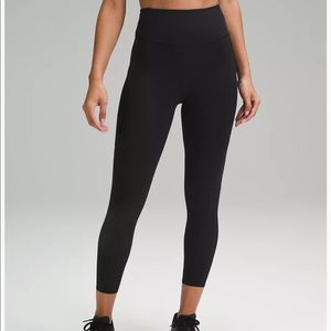 Lululemon Fast and Free 25”